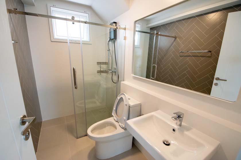 House with Shared Pool in Bangnatrad 